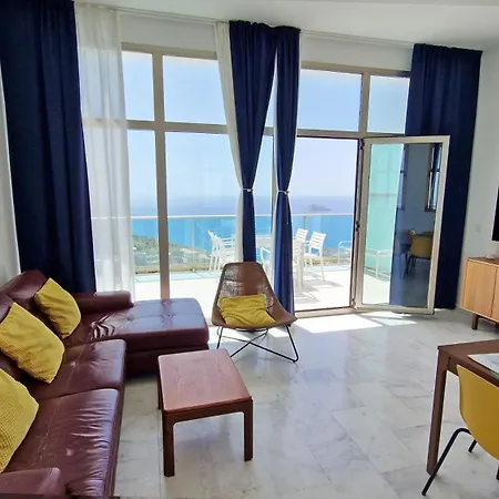 Lägenhet på 140 m² i Playa de Levante, med 3 sovrum och 2 badrum (privat) Benidorm